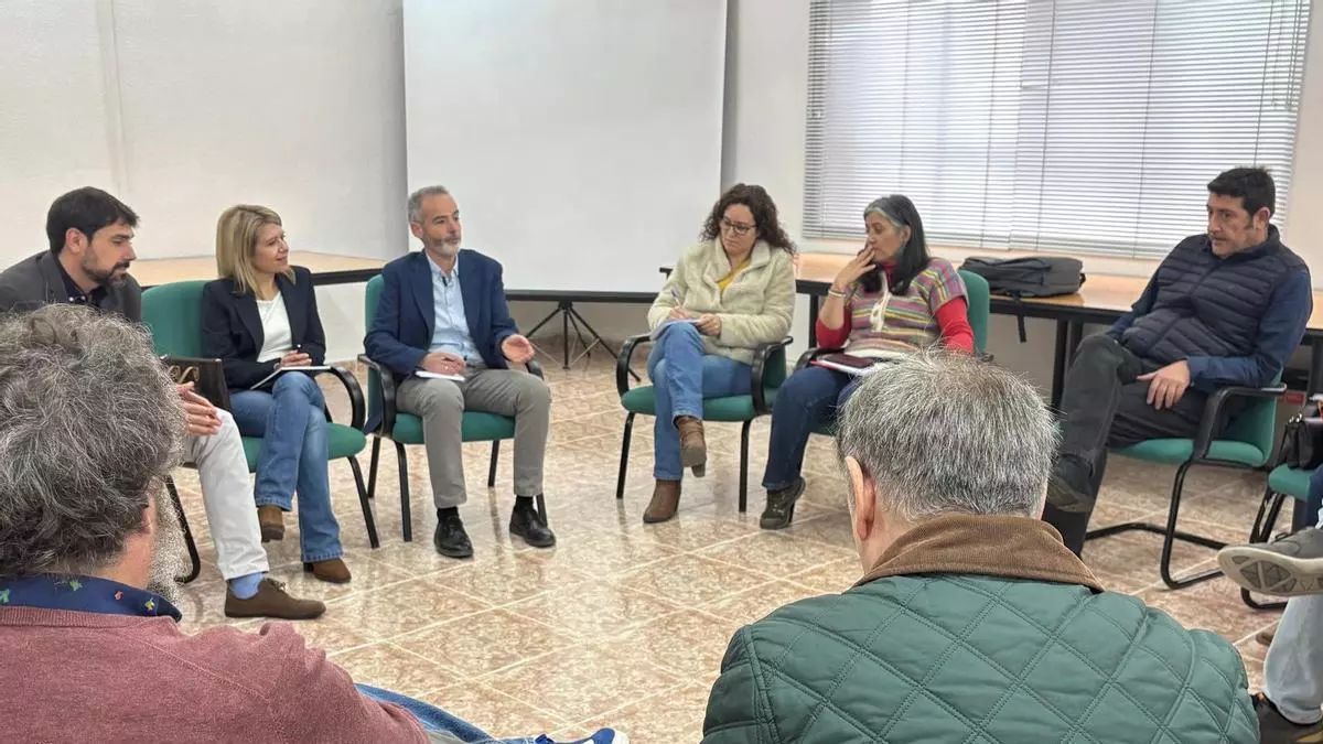Baixauli sitúa la financiación y el personal en el centro del debate universitario